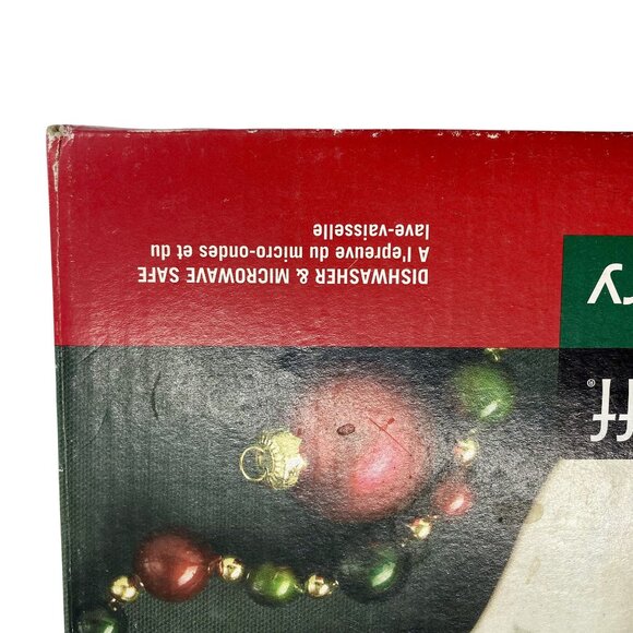 Winterberry Pfaltzgraff Christmas Tree Ceramic Deviled Egg Plate With Holly & Bo - Picture 6 of 6